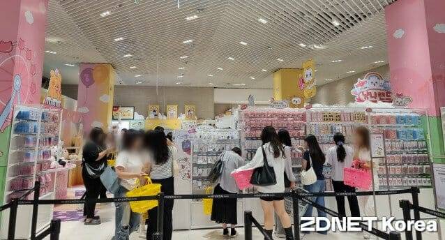 여의도 더현대서울 지하1층 대행사장에서 열린 네이버웹툰 '툰 페스티벌' 현장.