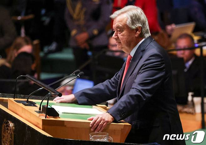 19일(현지시간) 안토니우 구테흐스 유엔 사무총장이 미국 뉴욕 유엔본부에서 열린 제78차 유엔연례총회에서 러시아의 우크라이나 침공이 유엔 헌장 위반이라는 입장을 재차 강조했다. 2023.09.19/ ⓒ 로이터=뉴스1 ⓒ News1 박재하 기자