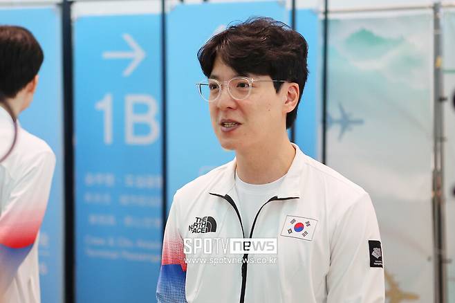 ▲ 김정균 리그오브레전드 국가대표 감독