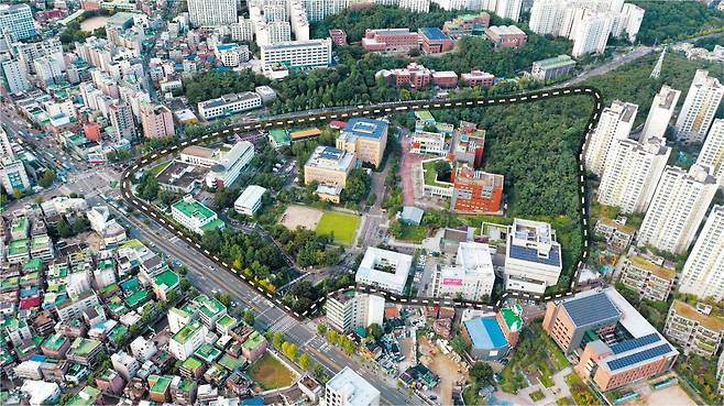 서울 은평구 녹번동 서울혁신파크 부지. 서울시가 이곳에 주거와 일자리, 문화시설을 갖춘 융복합도시를 건설할 예정이다. /고운호 기자