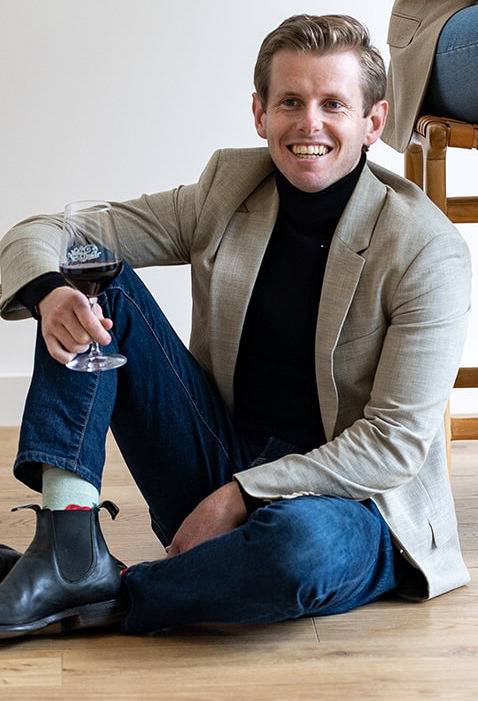 몰리두커의 루크 마키. 창업자인 세라 마키의 아들이다.