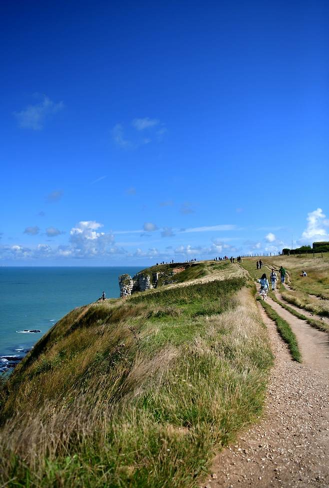 아기 코끼리 다몽 절벽 가는 길.