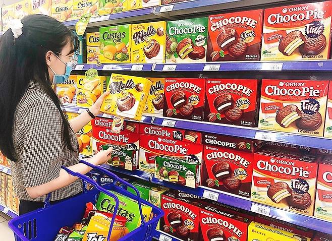 베트남 마트에 진열된 오리온 초코파이