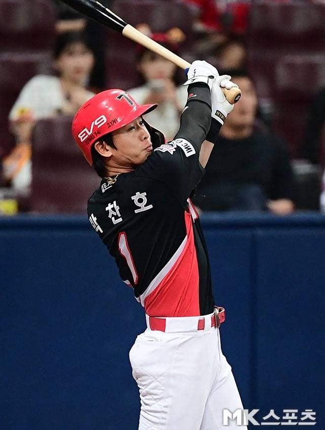 KIA 내야수 박찬호가 데뷔 첫 골든글러브에 도전한다. 사진=김영구 기자