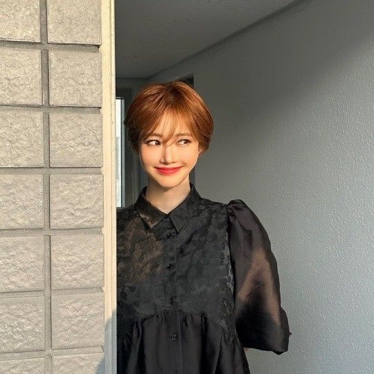 - Actor Go Joon-hee has been talking about his recent situation for a long time.Go Joon-hee posted a photo on his social media on the 16th, saying, Whos under me? Im shooting in Korea. Go Joon-hee exudes a lovely charm by digging a black dress on red lip makeup.Go Joon-hee has previously appeared in the drama Chunjeonjeon as his next film. Chunjeonjeonjeon is a story about the process of getting a deposit for a newly-married couple living together.Go Joon-hee was the tenant and chief of the moonlight villa 201, who runs a cafe in the work.Meanwhile, Go Joon-hee made his debut in the entertainment industry, winning the Gold Prize at the 2001 Student Uniform Model Selection Contest.His major works include the films Report on the Destruction of Humanity (2010), The Eve of Marriage (2013), the drama What Are You Doing? (2006), Tracker the Chaser (2012), and She Was Beautiful (2015).