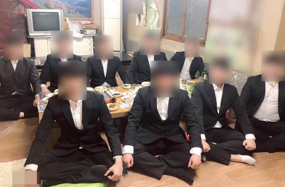 울산지역 신흥 폭력조직 조직원들. 울산경차청 제공
