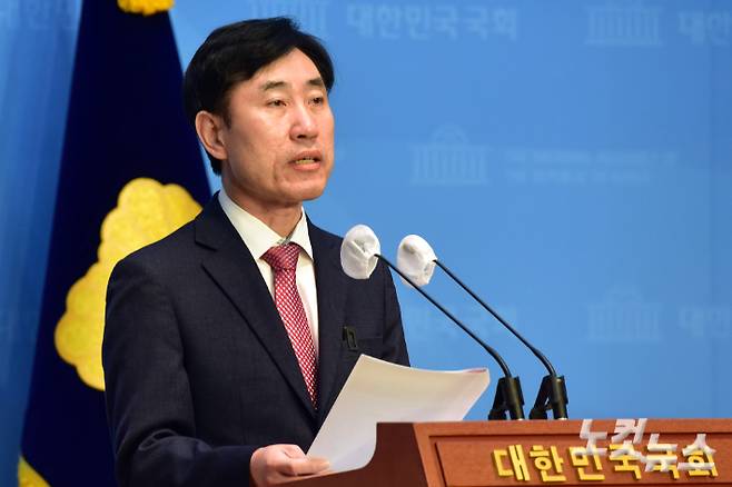 국민의힘 하태경 의원이 27일 서울 여의도 국회 소통관에서 내년 총선 서울 종로 출마를 선언하고 있다. 윤창원 기자