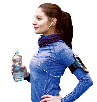 따뜻하고 가벼운 데다 세탁이 수월해 운동복으로 입기 시작한 ‘스웨트셔츠’. /Gettyimages