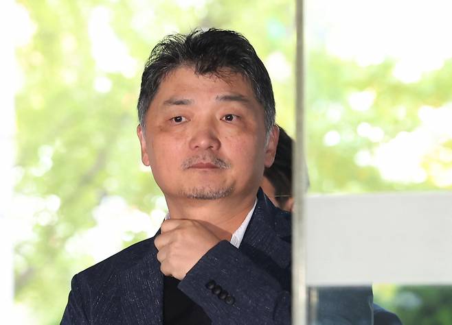 카카오 창업자인 김범수 경영쇄신위원장은 11일 임직원들과 만나 새로운 카카오로 재탄생해야 한다는 의지를 밝혔다. ⓒ 연합뉴스