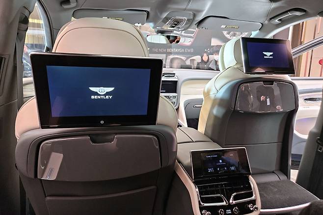 벤틀리 벤테이가 EWB. /고성민 기자