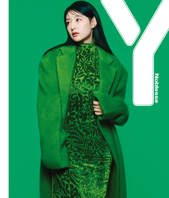 배우 김지원 화보. Y매거진 제공.