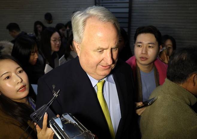 인요한 국민의힘 혁신위원장이 지난 7일 오전 서울 여의도 국민의힘 중앙당사로 출근하고 있다. ⓒ뉴시스