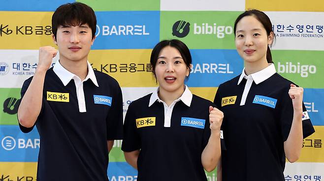 다이빙 우하람(왼쪽부터), 김수지와 아티스틱스위밍 허윤서