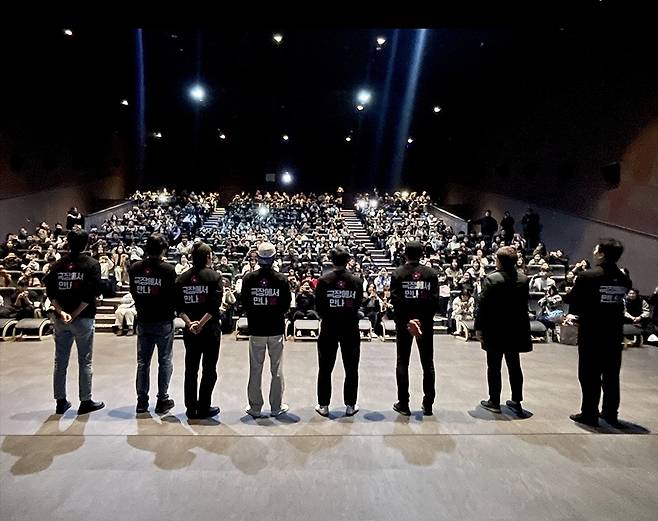 '서울의 봄' 팀이 17일 광주 지역에서 공식 무대인사를 마무리했다. 사진제공=플러스엠엔터인먼트