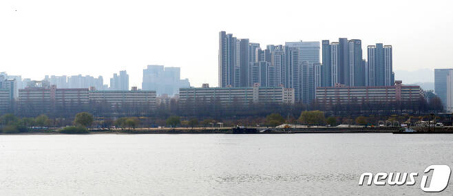 서울 서초구 반포동 일대 아파트들.(자료사진) 2023.3.28/뉴스1 ⓒ News1 박세연 기자