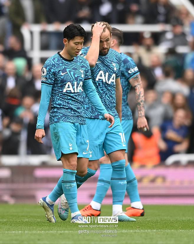 ▲ 해리 케인이 독일 매체와 인터뷰에서 "난 독일에서 정말 행복하다. 커리어 첫 겨울 휴식이 기대된다. 이보다 행복할 수 없다. 잉글랜드에 있는 친구들에게 따뜻한 해변에서 휴가를 보내는 사진을 보내줄 것"이라고 말했다