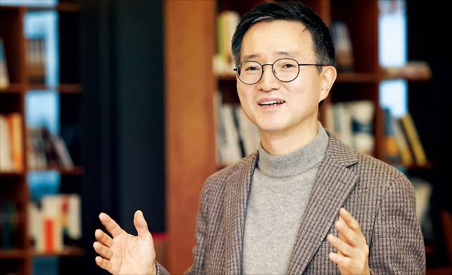 윤건수 DSC인베스트먼트 대표는 “세컨더리 투자 시장은 내년이 최고의 빈티지가 될 것”이라며 “기업가치 밸류에이션을 놓고 주주 간 갈등이 증폭될 것”이라고 말했다. 이솔 기자