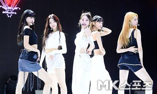 지난해 멜론의 마지막 월간 차트 1위 주인공은 르세라핌이었다. 사진=김영구 기자