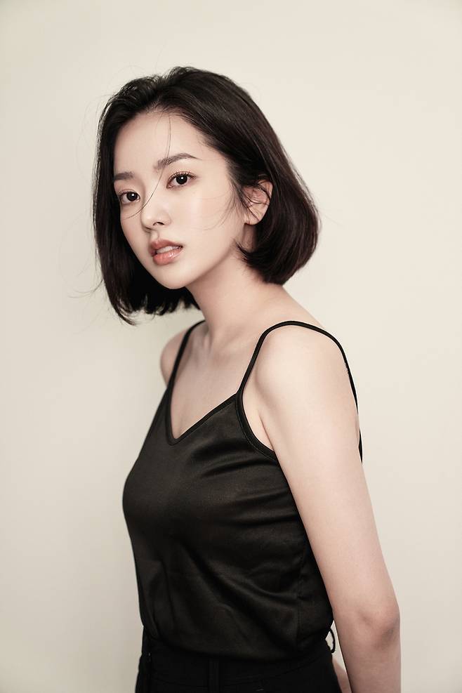 배우 이루비 유비매니지먼트그룹