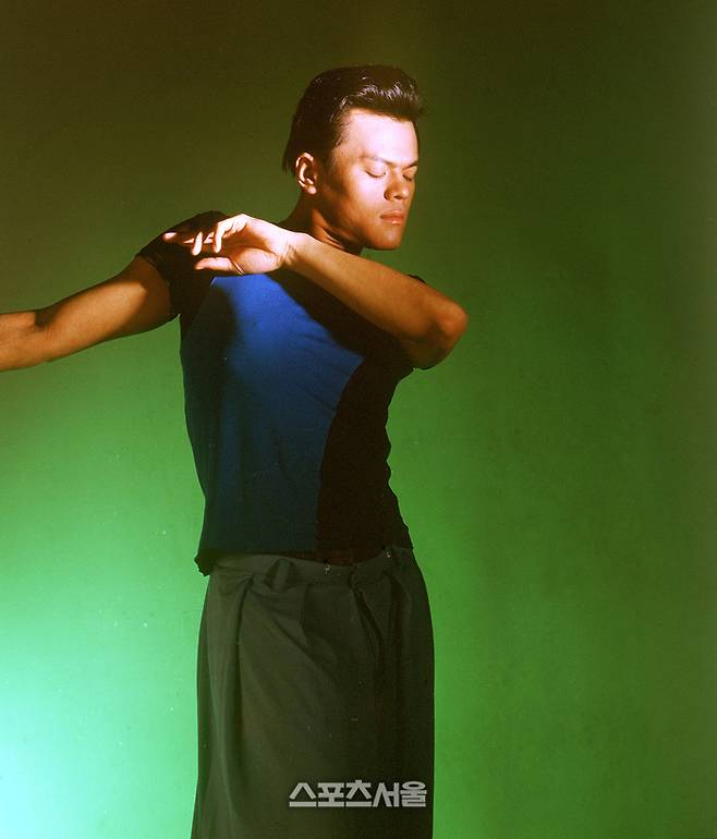 타고난 춤꾼답게 포즈도 춤추듯... 스포츠서울DB
