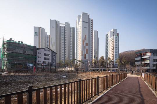 경기 시흥시 산현동 목감레이크푸르지오 아파트 전경. 아파트 홈페이지 캡처