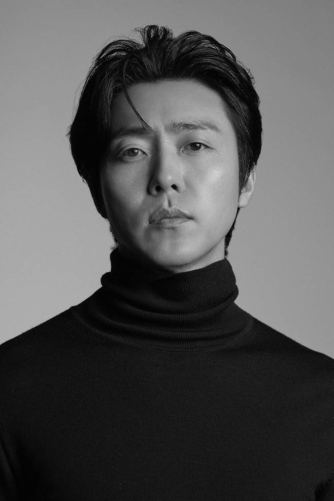 배우 이무생은 ‘마에스트라’에서 재벌 회장 유정재 역을 맡아 큰 사랑을 받았다. 사진ㅣ에일리언컴퍼니