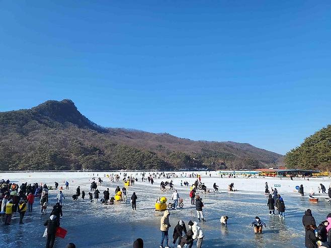 포천시 썰매 축제 산정호수 모습. 사진제공ㅣ포천시청