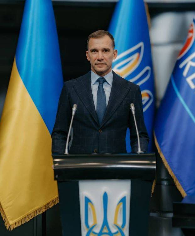 ▲ 우크라이나 축구협회장이 된 셰브첸코 ⓒ우크라이나 축구협회