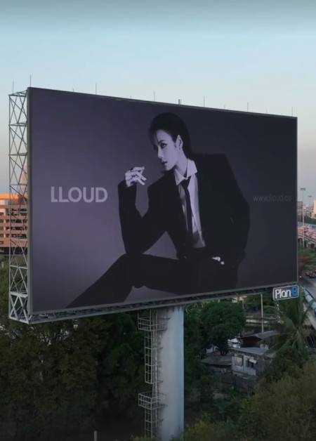 사진=리사 공식 계정