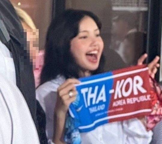 그룹 블랙핑크 리사 /사진=온라인 커뮤니티 캡처