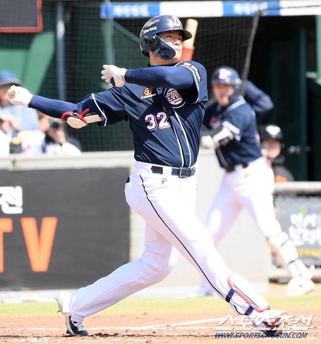 18일 대전 한화생명이글스파크에서 열린 KBO리그 한화와 두산의 시범경기. 두산 김재환이 타격을 하고 있다. 대전=박재만 기자 pjm@sportschosun.com/2024.03.18/