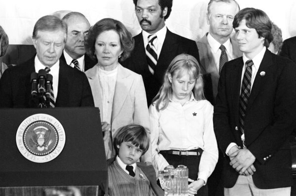 1980년 대선 패배 연설을 하는 지미 카터 대통령. 지미 카터 센터 홈페이지