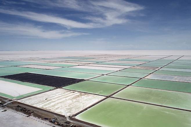 볼리비아 유우니 사막의 탄산리튬 광산/사진=연합뉴스