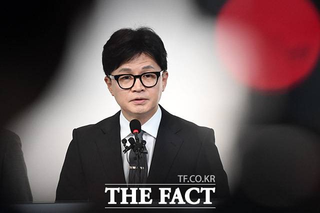 국민의힘 지지층을 중심으로 한동훈 전 비상대책위원장이 차기 당권주자로 가장 높은 지지를 받고 있다는 여론조사 결과가 나왔다. /남용희 기자