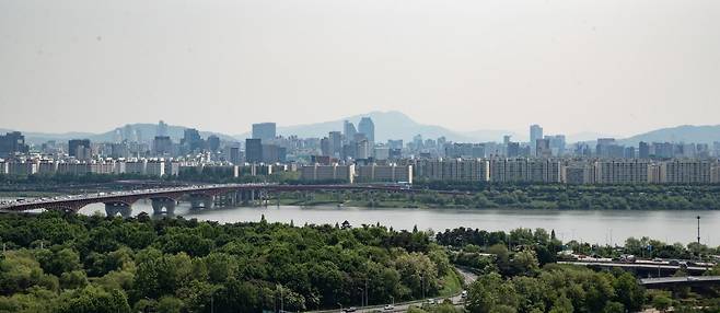 서울 강남구 압구정동 재건축 예정 아파트 단지 모습. 2023.5.8/뉴스1