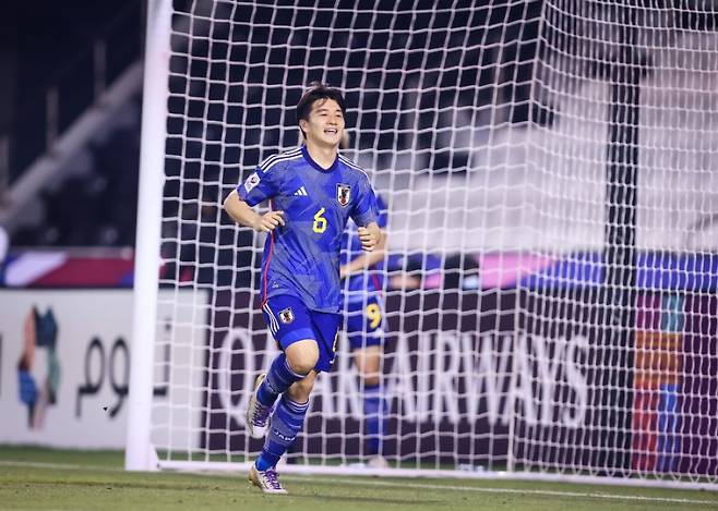 일본 가와사키 소타가 20일 UAE와의 2024 AFC U-23 아시안컵 B조 2차전에서 팀의 두 번째 골을 넣은 뒤 환호하고 있다. 사진=AFC