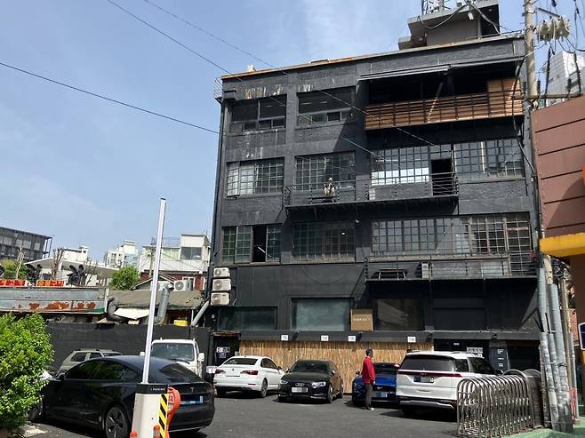 방송인 김어준씨가 대표로 있는 딴지그룹의 서울 서대문구 충정로3가 사옥 건물. 한경DB