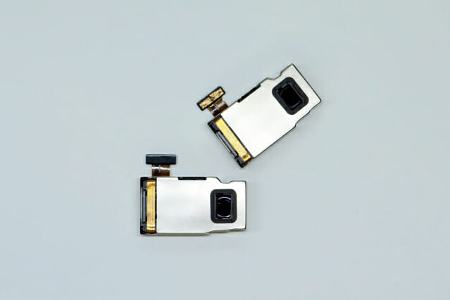 고배율 광학식 연속줌 카메라모듈 제품(사진=LG이노텍)