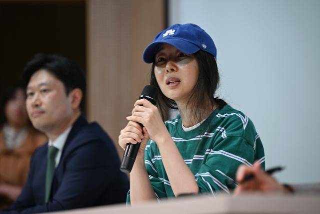 민 대표는 25일 오후 서울 서초구 한국컨퍼런스센터 대강당에서 어도어 공식 입장 발표를 위한 긴급 기자회견을 개최했다. 박시몬 기자 simon@hankookilbo.com