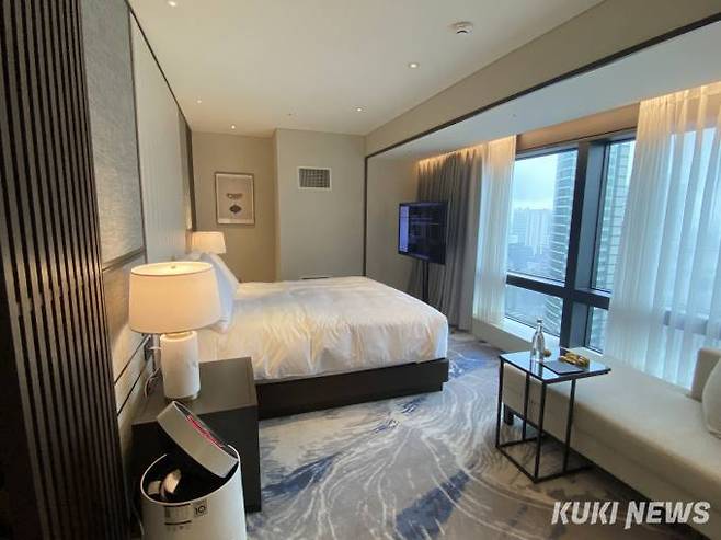 서울의 한 특급호텔에 시몬스 침대가 놓여 있다. 사진=심하연 기자