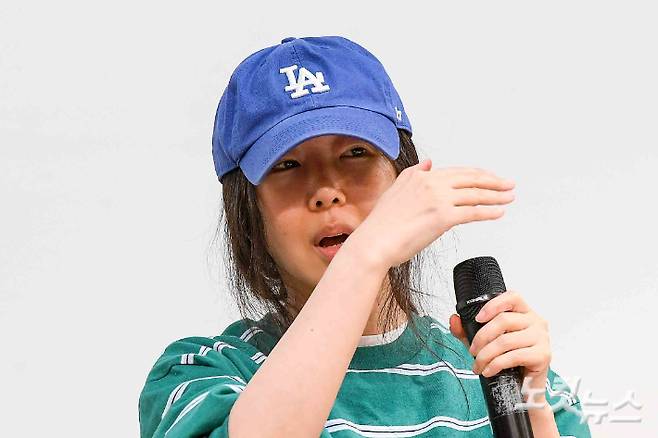 민희진 어도어 대표가 25일 서울 강남구 한국컨퍼런스센터에서 모회사 하이브와의 갈등 사태와 관련해 긴급 기자회견을 진행하고 있다. 박종민 기자