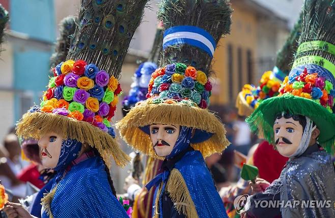 '토로 우아코' 니카라과 전통춤 행렬 [EPA 연합뉴스 자료사진. 재판매 및 DB 금지]