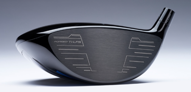 고강도 단조 티타늄 페이스(Ti-LFS)를 장착한 미즈노의 ST-맥스 230.