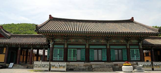 통도사 서운암 장경각 (양산=연합뉴스) 이세원 기자 = 16만 도자 대장경이 보관된 통도사 서운암 장경각의 2일 모습. 2024.5.13