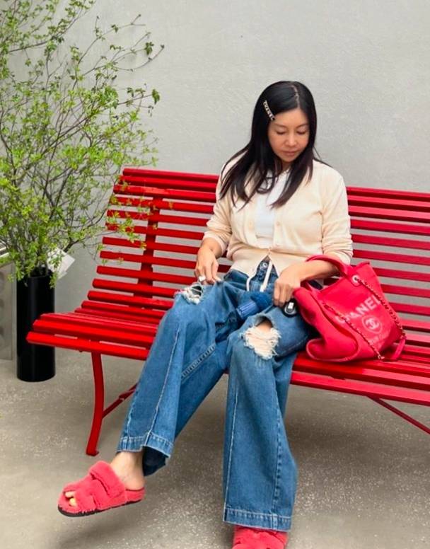 황신혜 소셜 미디어