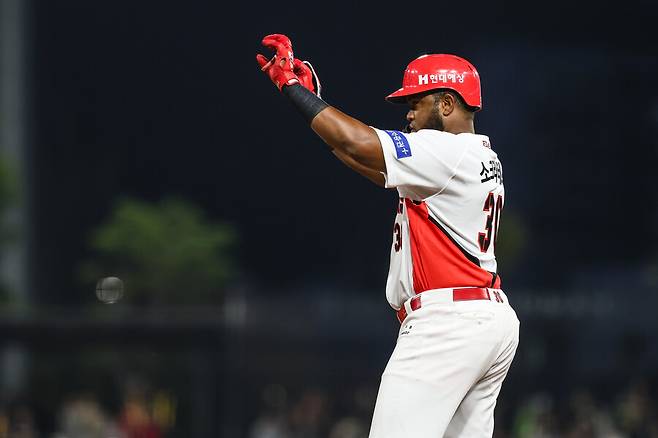 ▲ 최근 공수주 모두에서 극심한 슬럼프 조짐을 보이고 있는 소크라테스 브리토 ⓒKIA 타이거즈