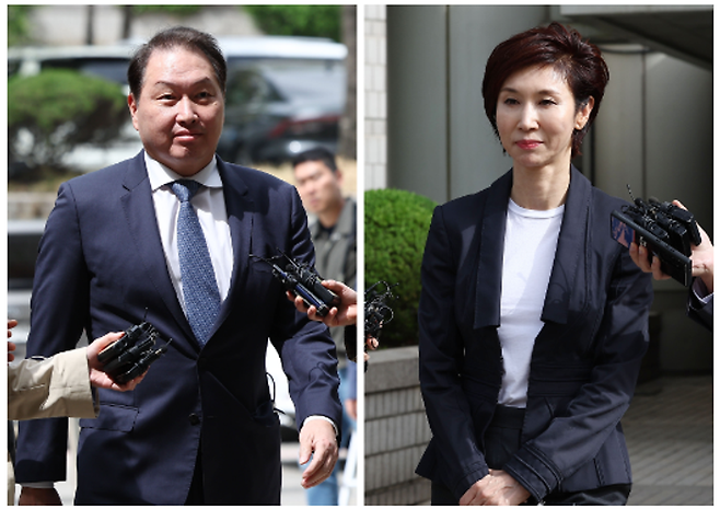 사진은 최태원 SK그룹 회장(왼쪽)과 노소영 아트센터 나비 관장. ⓒ연합뉴스