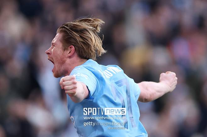 ▲ 케빈 더브라위너는 맨체스터시티 소속으로 프리미어리그 우승 6회(2017–18, 2018–19, 2020–21, 2021–22, 2022–23, 2023–24) FA컵 우승 2회(2018–19, 2022–23), EFL컵 우승 5회(2015–16, 2017–18, 2018–19, 2019–20, 2020–21), UEFA 챔피언스리그 우승 1회(2022–23) 등 선수로서 이룰 수 있는 것은 대부분 해냈다.