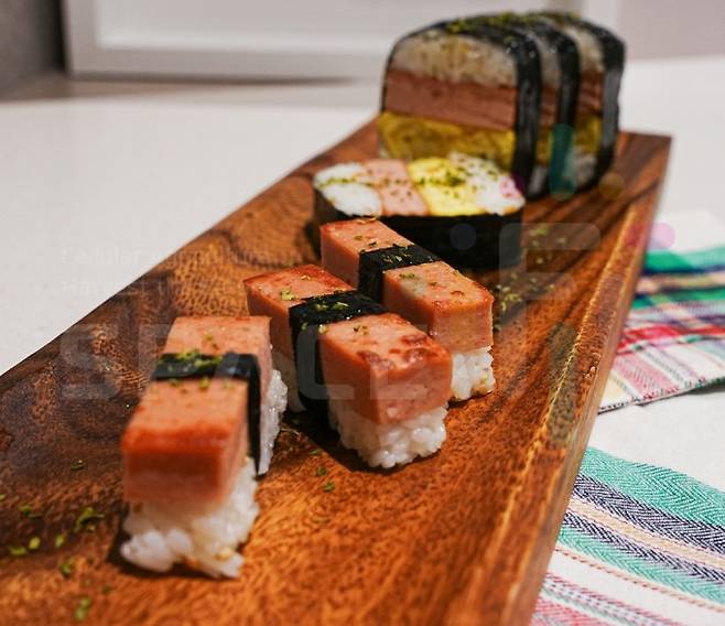 배양육 스타트업 스페이스에프가 배양육 시제품으로 만든 음식을 공개했다. 스페이스에프 제공.