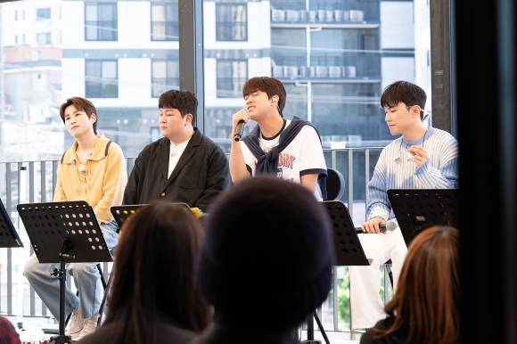 서울 서대문구 신촌박스퀘어에서 SBS 음악예능 프로그램 ‘더 리슨’이 촬영되고 있는 모습. 서대문구 제공